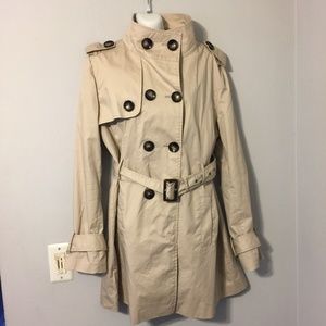 COFFEESHOP | Double-breasted Creme Trenchcoat XL